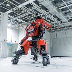MegaBots contra Kuratas robot lucha de titanes